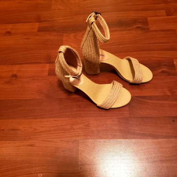 Jeffrey Campbell Twine Open Toe Heels RUNS SMALL!! - Picture 5 of 8